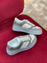 Load image into Gallery viewer, Gucci GG Sneakers
