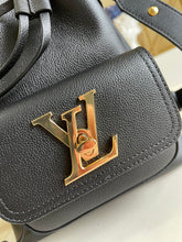 Load image into Gallery viewer, Louis Vuitton Lockme Bucket Bag