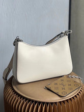 Load image into Gallery viewer, Louis Vuitton Marelle Bag