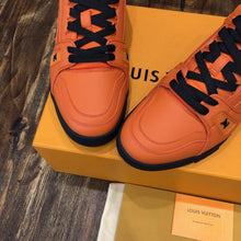 Load image into Gallery viewer, Louis Vuitton Trainer Sneakers