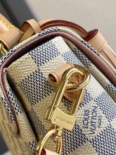 Load image into Gallery viewer, Louis Vuitton Croisette Bag - LUXURY KLOZETT