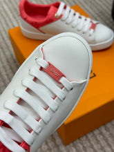 Load image into Gallery viewer, Louis Vuitton Frontrow Sneakers