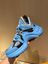 Load image into Gallery viewer, Louis Vuitton Archlight Sneaker