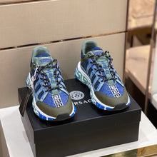 Load image into Gallery viewer, Versace Trigreca Sneakers