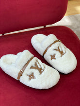 Load image into Gallery viewer, Louis Vuitton Winterbreak Flat Comfort Mule