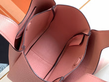 Load image into Gallery viewer, Prada Leather Tote Bag