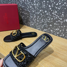 Load image into Gallery viewer, Valentino Vlogo Signature Flat Slide