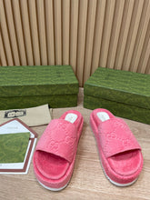 Load image into Gallery viewer, Gucci GG Platform Sandal