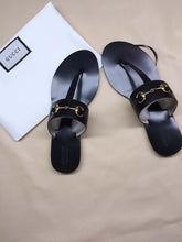Load image into Gallery viewer, Gucci Leather sandal - LUXURY KLOZETT