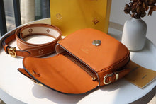 Load image into Gallery viewer, Louis Vuitton Pont 9 Soft PM Bag