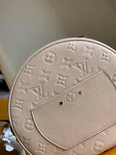 Load image into Gallery viewer, Louis Vuitton Boite Chapeau Souple MM Bag - LUXURY KLOZETT