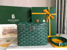Load image into Gallery viewer, Goyard Muse Vanity Case Bag