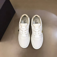 Load image into Gallery viewer, Valentino One Stud Nappa Sneakers