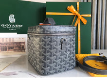 Load image into Gallery viewer, Goyard Muse Vanity Case Bag