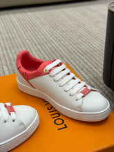 Load image into Gallery viewer, Louis Vuitton Frontrow Sneakers