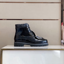 Load image into Gallery viewer, Louis Vuitton OBERKAMPF Ankle Boot