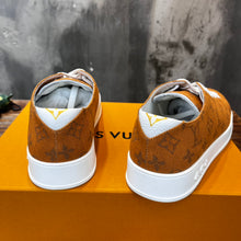 Load image into Gallery viewer, Louis Vuitton Resort Sneakers