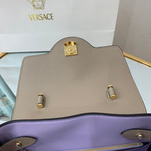 Load image into Gallery viewer, Versace La Medusa Medium Bag