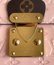 Load image into Gallery viewer, Louis Vuitton Spring Street Bag