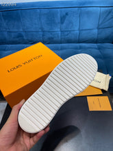 Load image into Gallery viewer, Louis Vuitton Time Out Sneakers