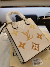 Load image into Gallery viewer, Louis Vuitton Petit Sac Plat Bag - LUXURY KLOZETT