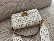 Load image into Gallery viewer, Fendi Baguette Bag