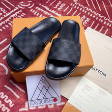 Load image into Gallery viewer, Louis Vuitton waterfront Slide