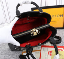 Load image into Gallery viewer, Louis Vuitton Montaigne BB Bag