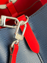 Load image into Gallery viewer, Louis Vuitton NeoNoe MM Bag