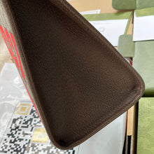 Load image into Gallery viewer, Gucci Tiger GG Medium Tote Bag