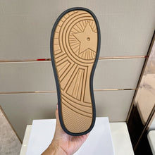 Load image into Gallery viewer, Christian Dior D Freeway Sneakers