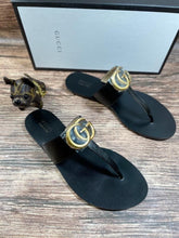 Load image into Gallery viewer, Gucci Leather Thong Scandal - LUXURY KLOZETT