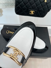 Load image into Gallery viewer, Chanel Sandals