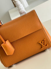 Load image into Gallery viewer, Louis Vuitton Cluny Mini Bag