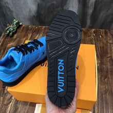 Load image into Gallery viewer, Louis Vuitton Trainer Sneakers