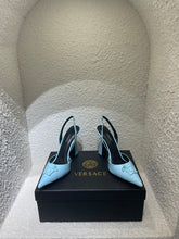 Load image into Gallery viewer, Versace La Medusa Slingback Pumps