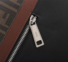 Load image into Gallery viewer, Fendi Messenger Bag
