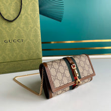Load image into Gallery viewer, Gucci Jackie 1961 Chain Wallet