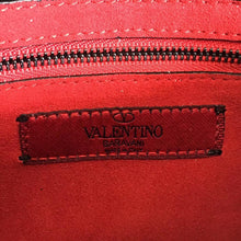 Load image into Gallery viewer, Valentino Garavani Rockstud Spike Medium Bag