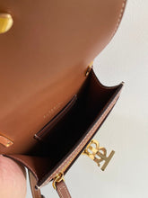 Load image into Gallery viewer, Burberry Robin Leather Bag