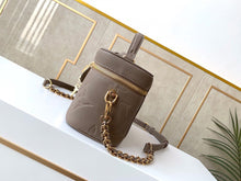 Load image into Gallery viewer, Louis Vuitton Vanity PM Bag