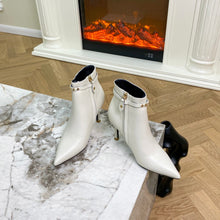 Load image into Gallery viewer, Louis Vuitton Signature Ankle Boot