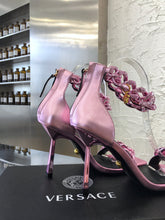 Load image into Gallery viewer, Versace Medusa Chain Nappa Leather Sandals