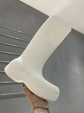 Load image into Gallery viewer, Bottega Veneta Puddle Boots