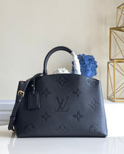Load image into Gallery viewer, Louis Vuitton Grand Palais Bag