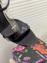 Load image into Gallery viewer, Dolce & Gabbana Patent Leather Sandals