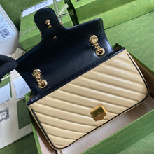Load image into Gallery viewer, Gucci Online Exclusive GG Marmont Small Bag