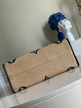 Load image into Gallery viewer, Louis Vuitton OnTheGo MM Bag