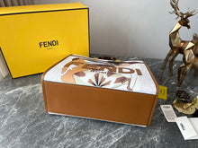 Load image into Gallery viewer, Fendi Sunshine Shopper Meduim Bag