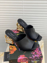Load image into Gallery viewer, Dolce & Gabbana Patent Leather Mule